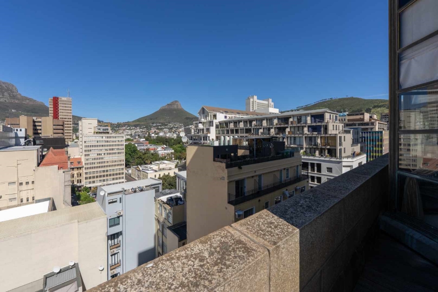 2 Bedroom Property for Sale in Cape Town City Centre Western Cape